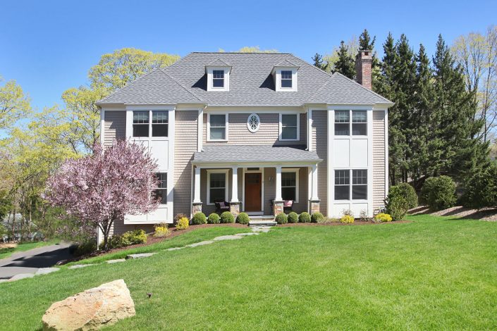 Show Stopping, In-Town Colonial