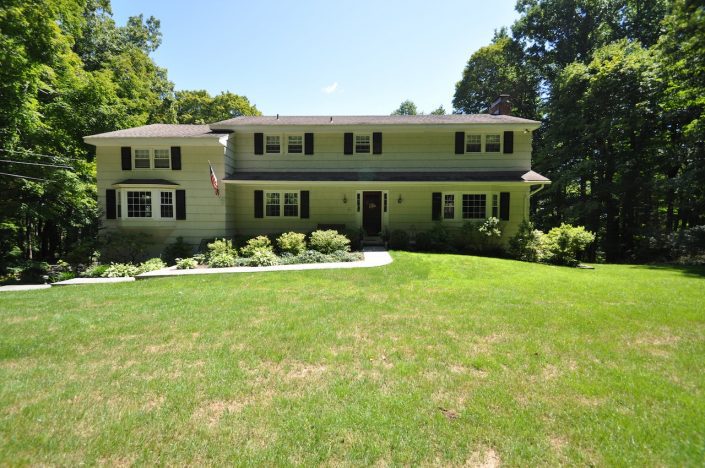 Beautiful Mimosa Estates home