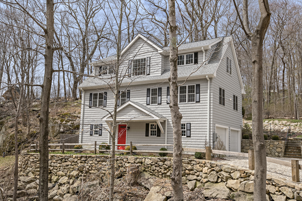 235 Wilton Road East, Ridgefield Karla Murtaugh Realtor in Ridgefield CT