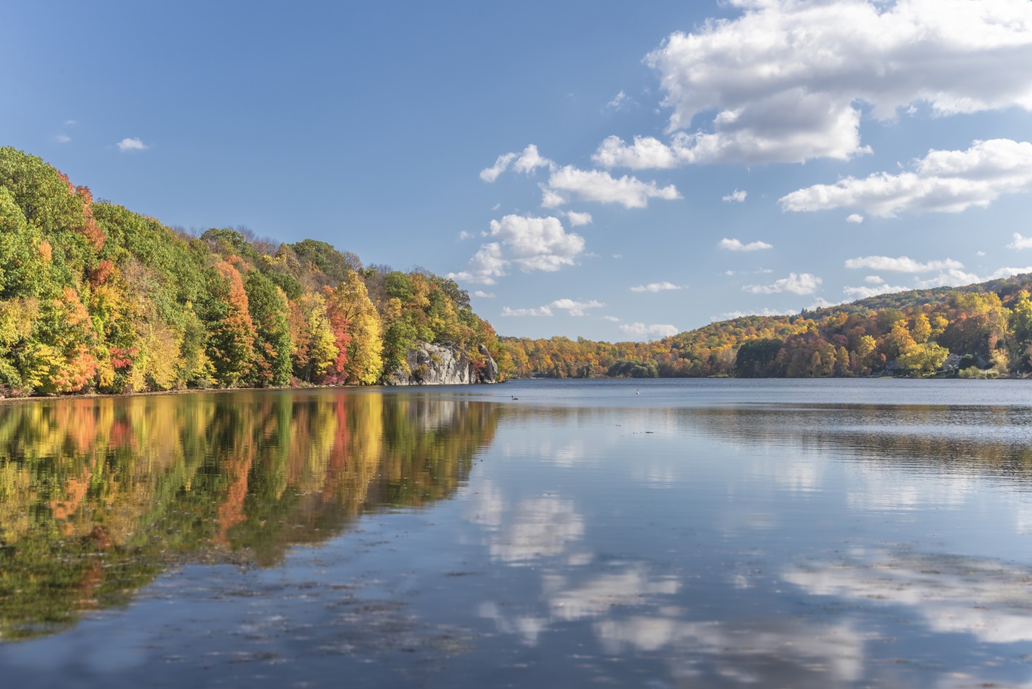 Find The Perfect Waterfront Homes For Sale In Ridgefield CT